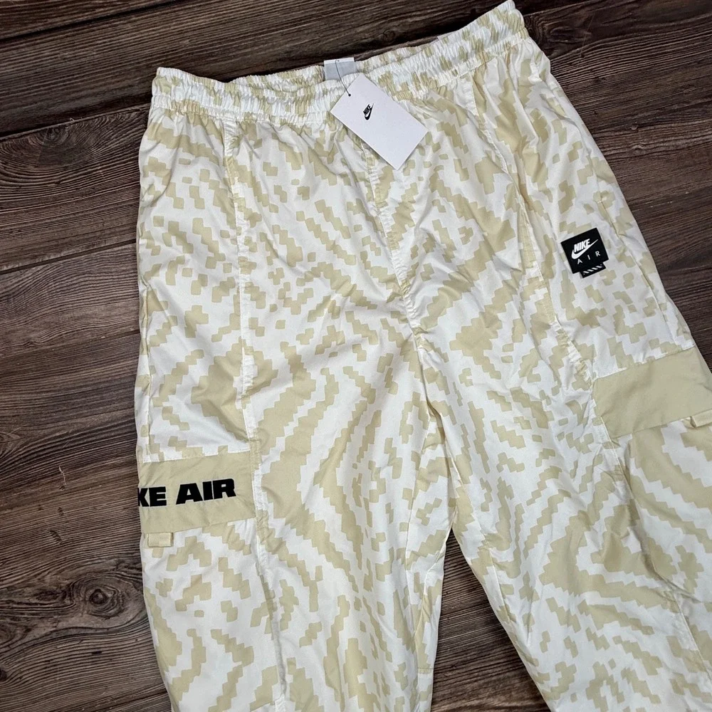Nike Mens Size Large Tall Woven Cargo Pants Sail Khaki Print HQ9468-133 New